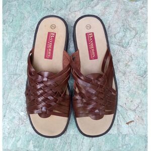 Bayberry and Co. Women's Slides Sandals - Like new!